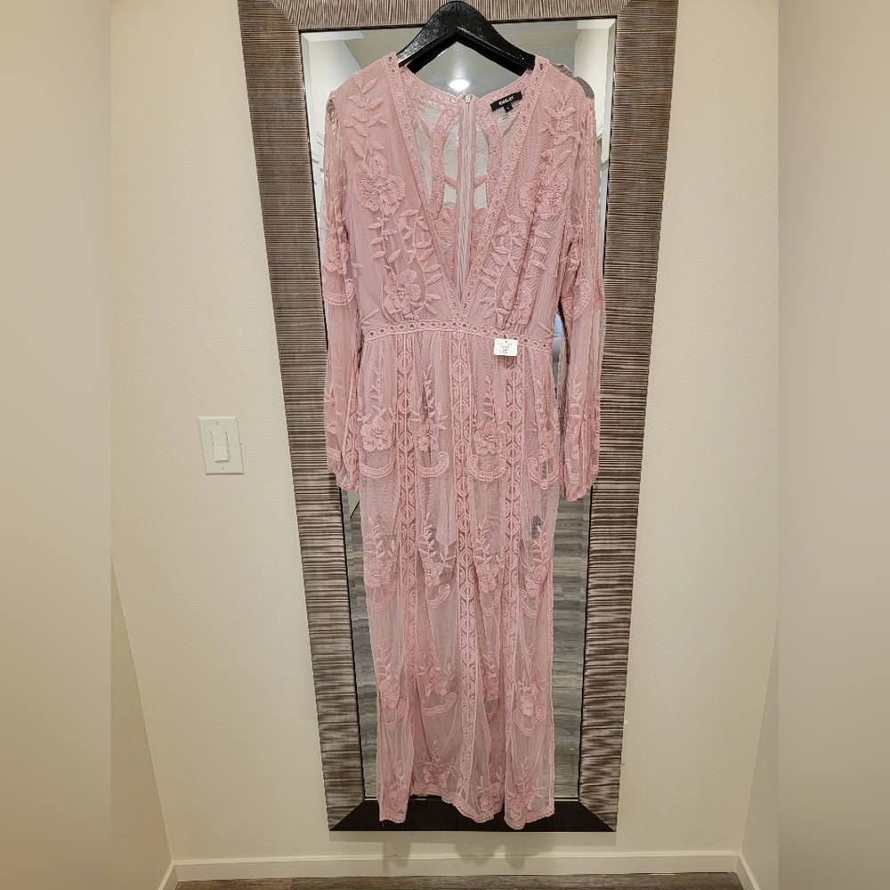 Gorgeous Leavers Lace Dress